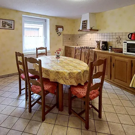2 Bedroom Pet Friendly In